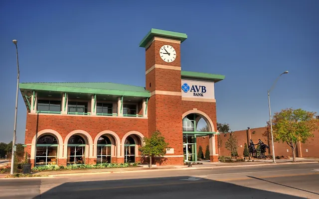 AVB Bank location