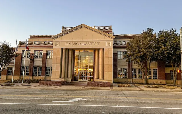 Bank of the West location