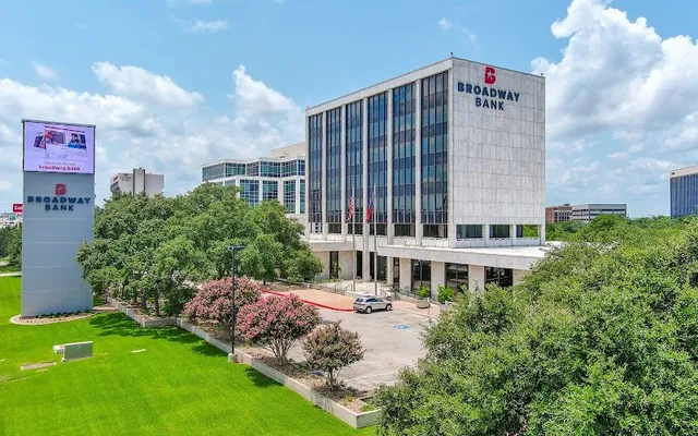 Broadway National Bank location