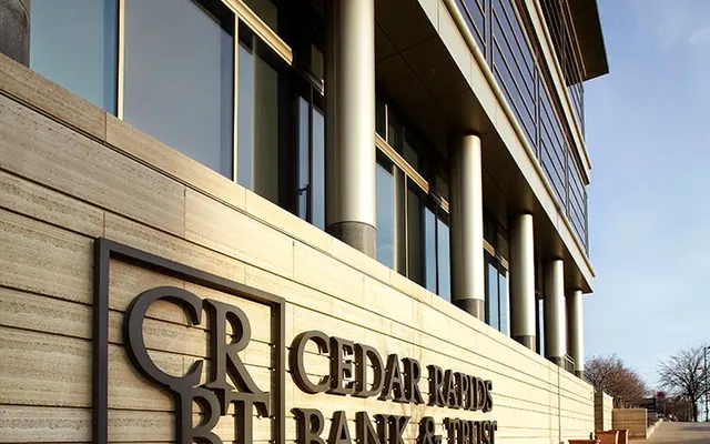 Cedar Rapids Bank and Trust Company location