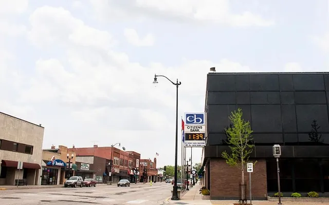 Citizens Bank & Trust Co location