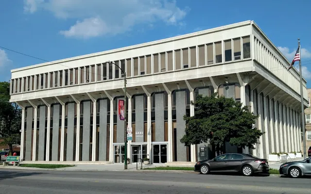 Devon Bank location