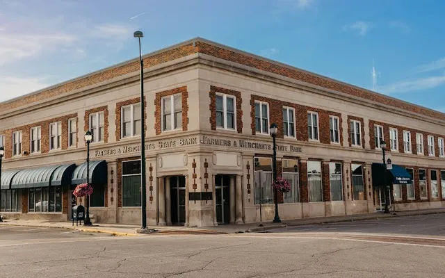 Farmers and Merchants State Bank location