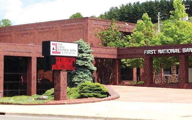 First National Bank & Trust Co location