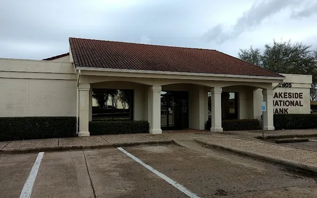 Lakeside Bank location