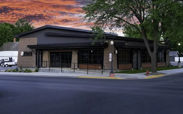 Pioneer Bank & Trust location