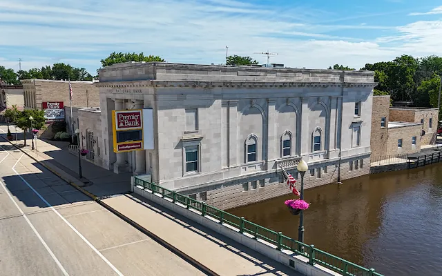 PremierBank location