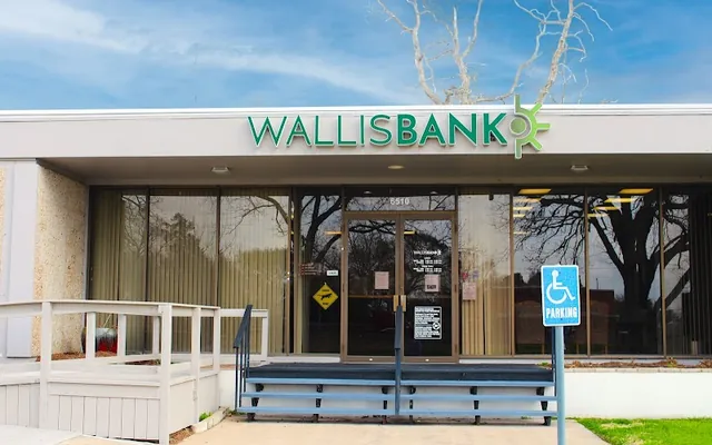 Wallis Bank location